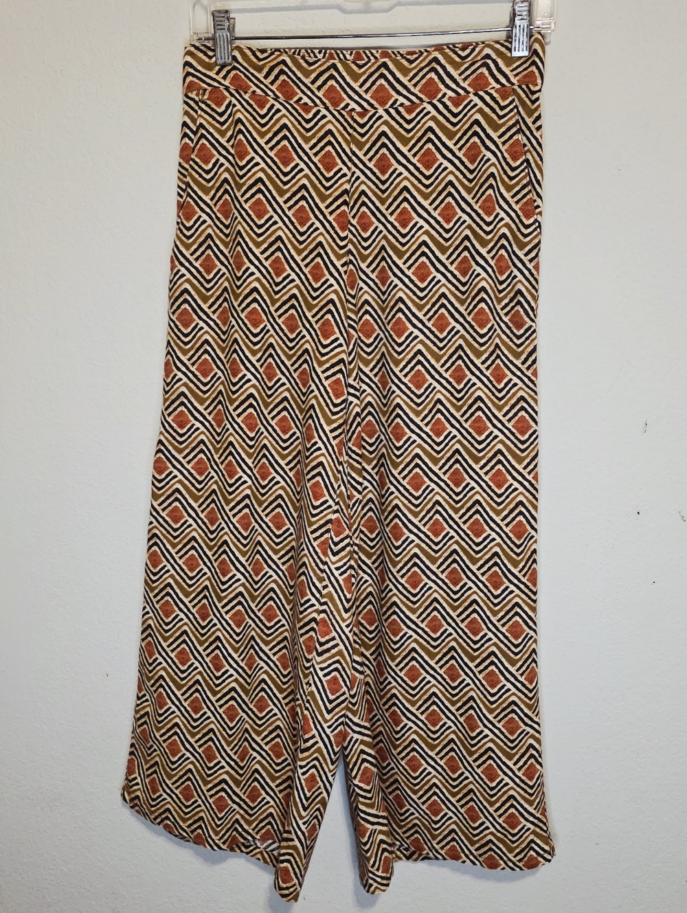 Tahari Luxe 100% Linen Wide Leg Pants Chevron Geometric Resortwear Vacation